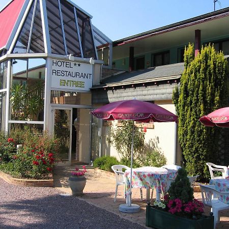 Hotel Les Deux Sapins Cailly-sur-Eure Zewnętrze zdjęcie